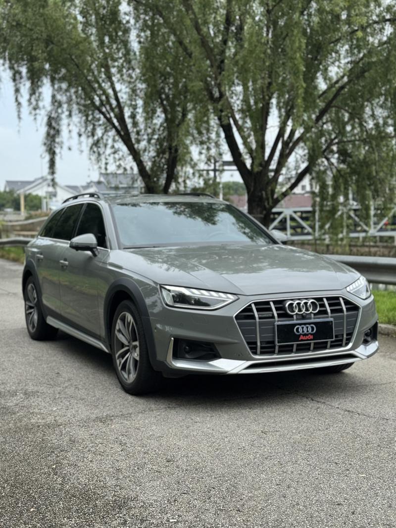 Audi A4 (Import) - фото 2