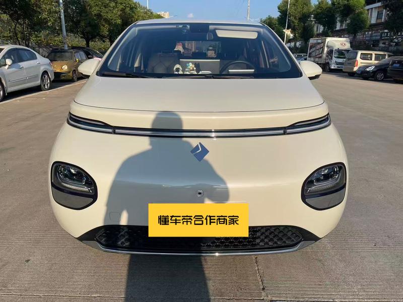 Baojun Yunduo - фото 1