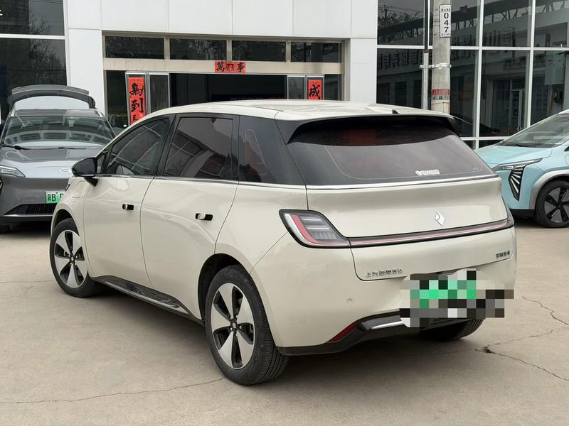 Baojun Yunduo - фото 2