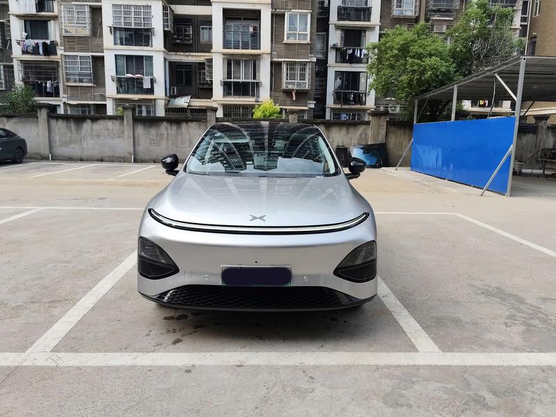 XPeng G6 - фото 1