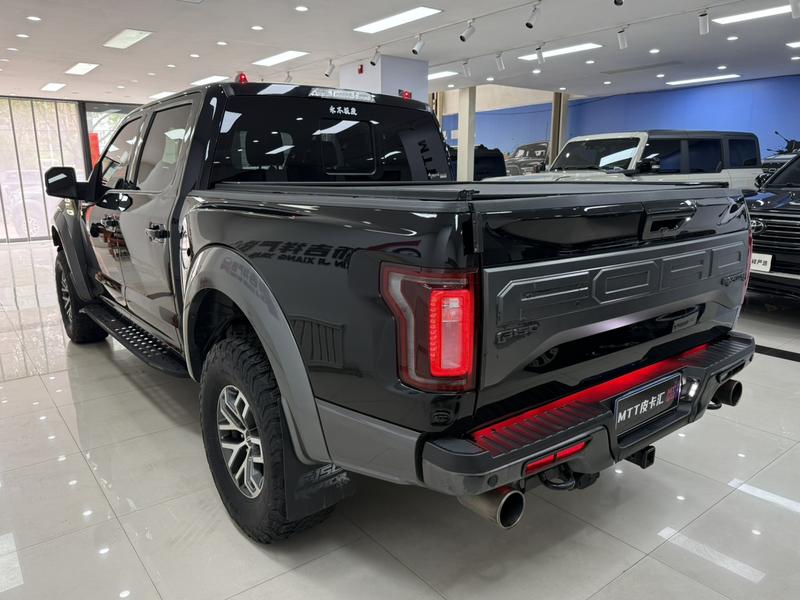 Ford F-150 Raptor - фото 3