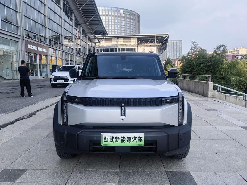 iCAR 03 - фото 1
