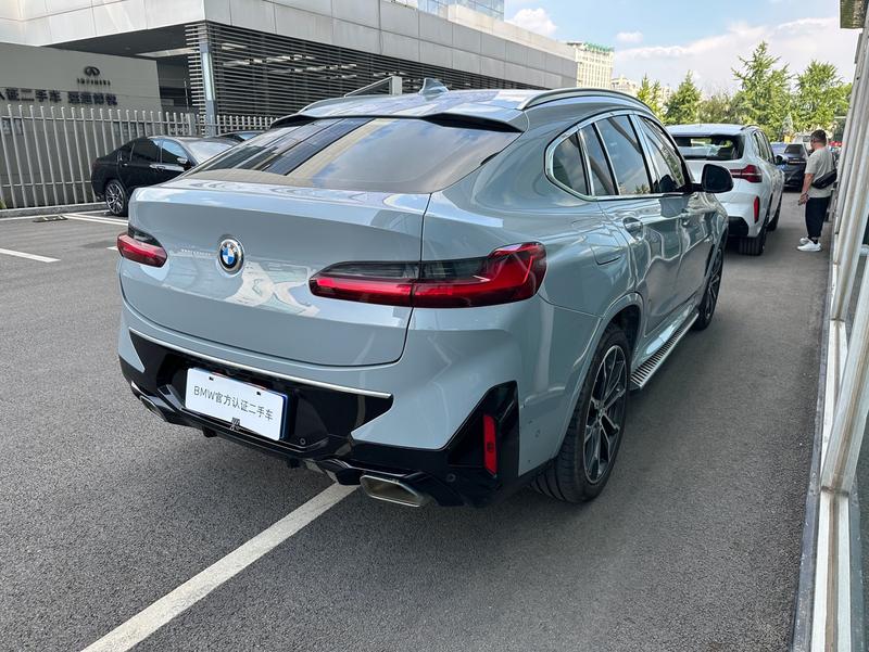 BMW X4 - фото 4