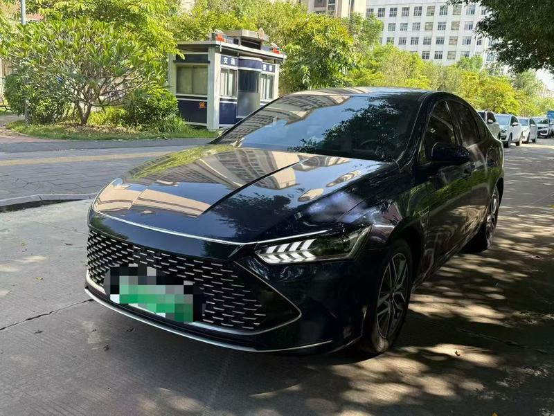 BYD Qin PLUS DM-i - фото 0