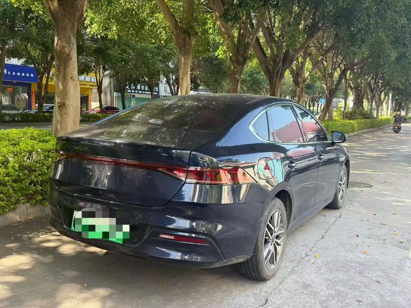 BYD Qin PLUS DM-i - фото 4
