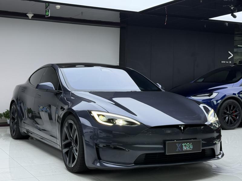 Tesla Model S - фото 2