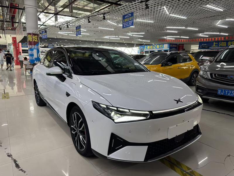 XPeng P5 - фото 2