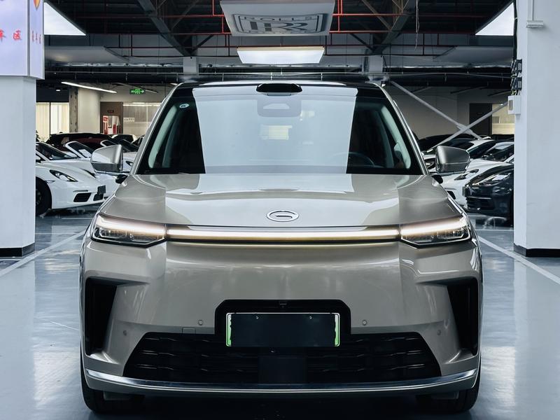 GAC Trumpchi S9 - фото 1