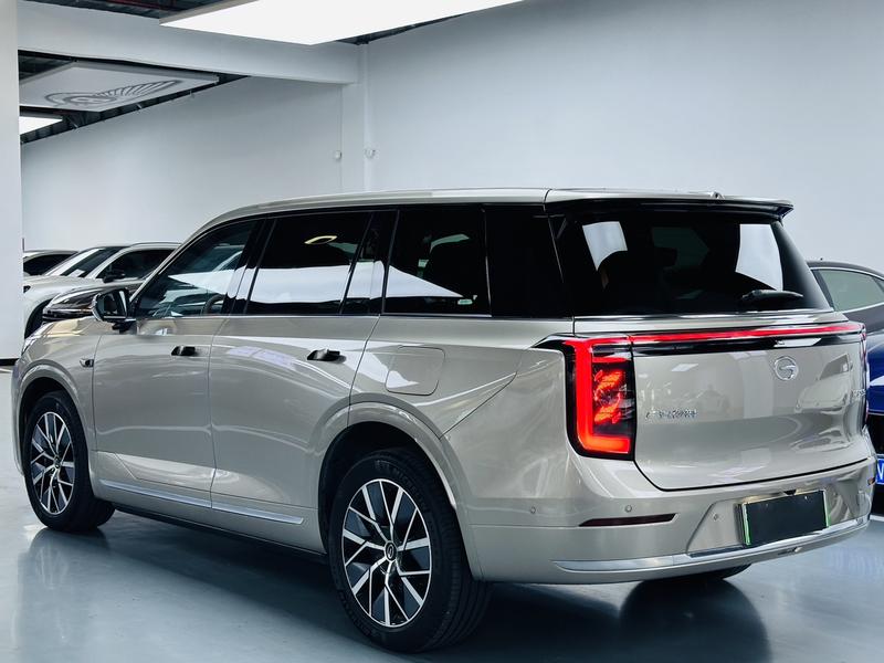 GAC Trumpchi S9 - фото 4
