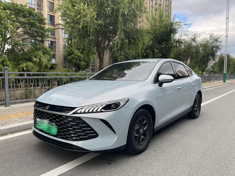 BYD Qin PLUS DM-i - фото 0