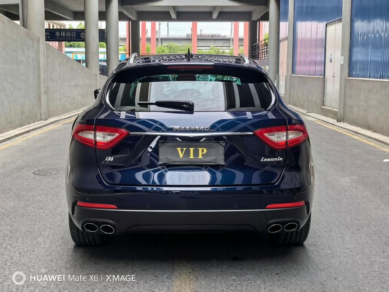 Maserati Levante - фото 4