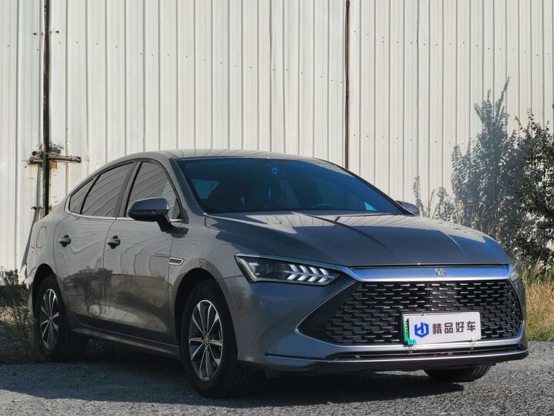 BYD Qin PLUS DM-i - фото 2