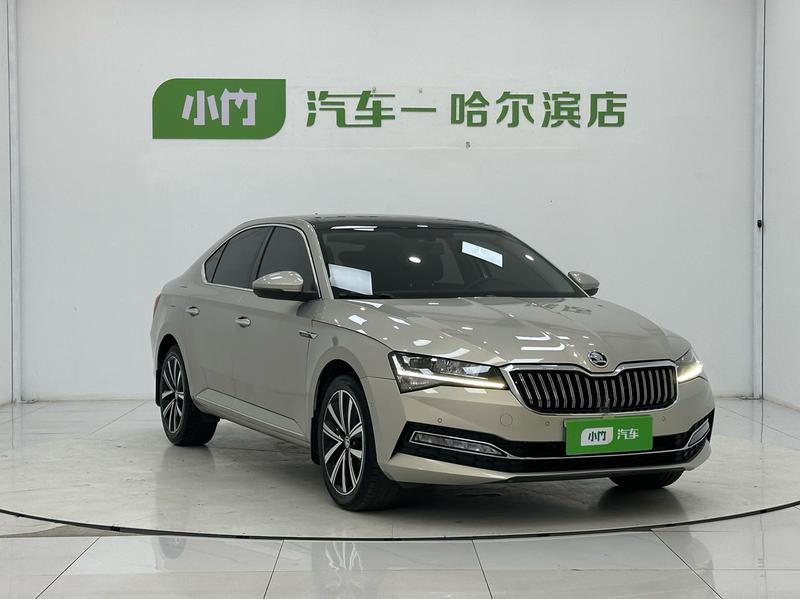 Skoda Superb - фото 2