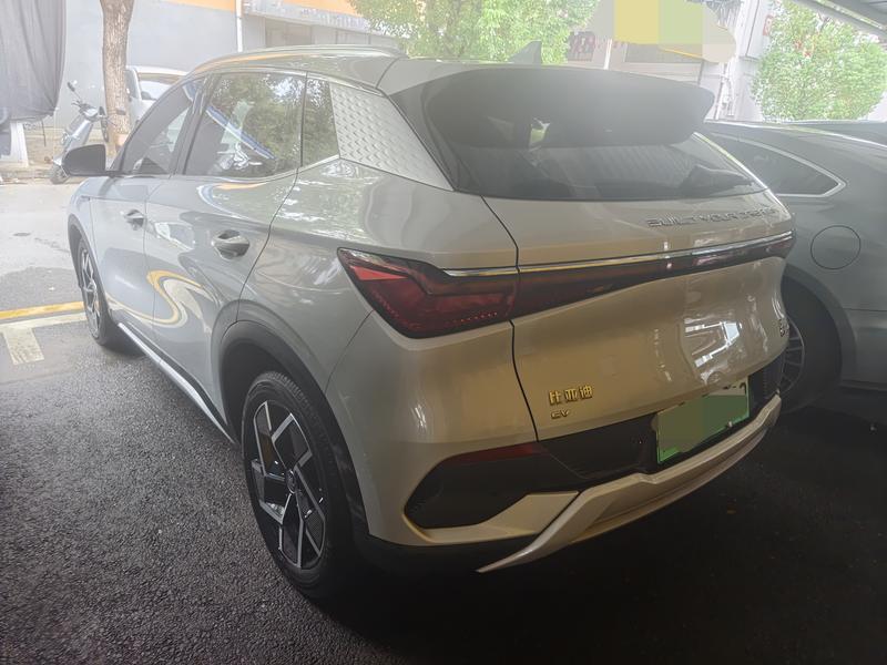 BYD Atto 3 - фото 3
