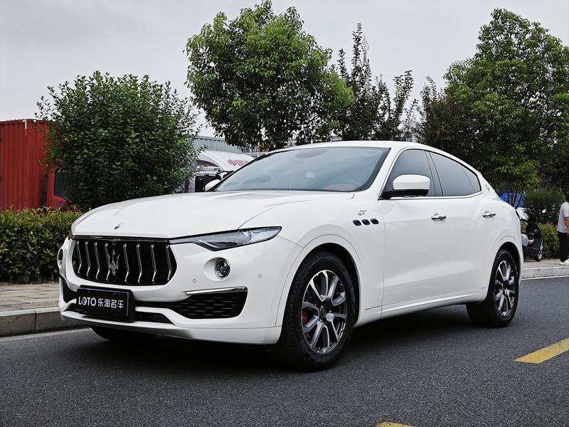 Maserati Levante - фото 0