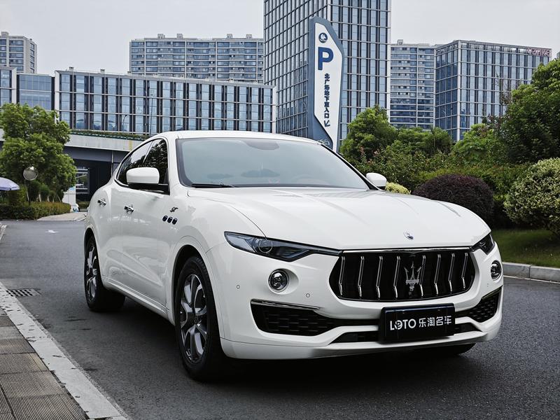 Maserati Levante - фото 2