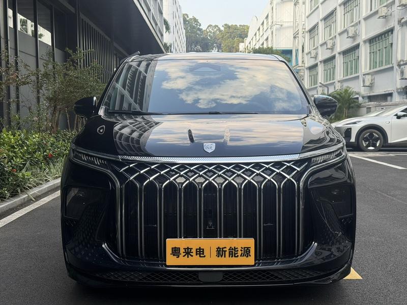 Dongfeng Forthing V9 - фото 1