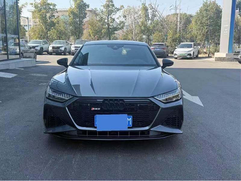 Audi A7 - фото 1