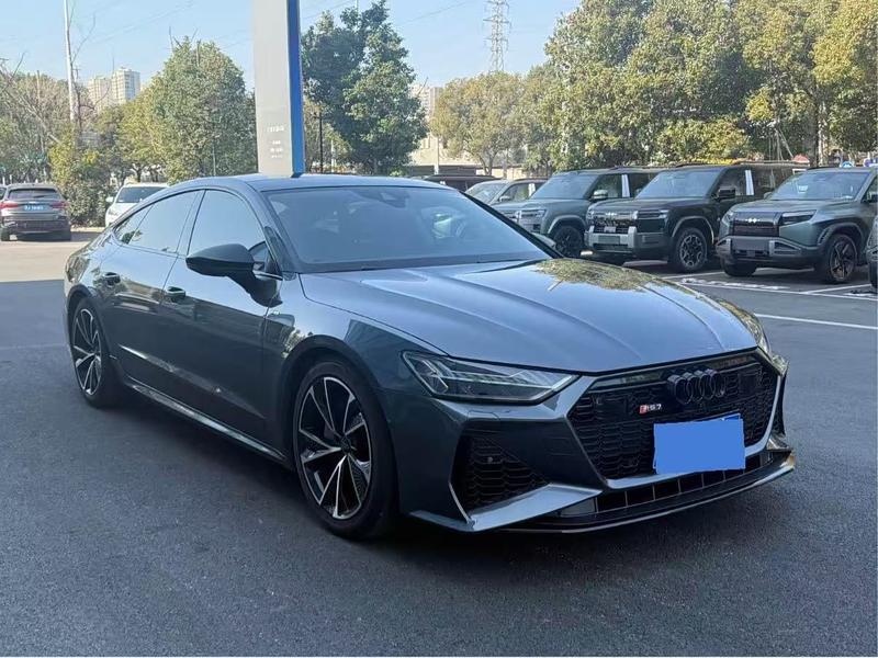 Audi A7 - фото 2