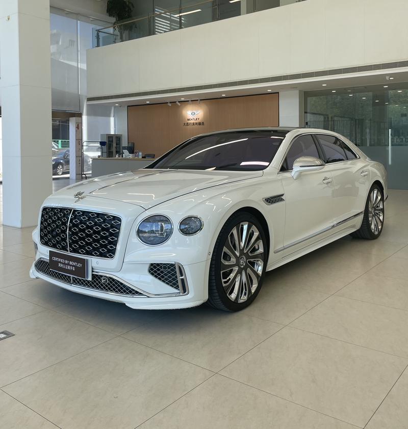 Bentley Flying Spur PHEV - фото 0