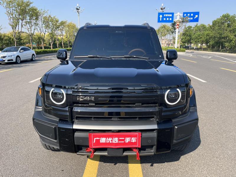 iCAR V27 - фото 1