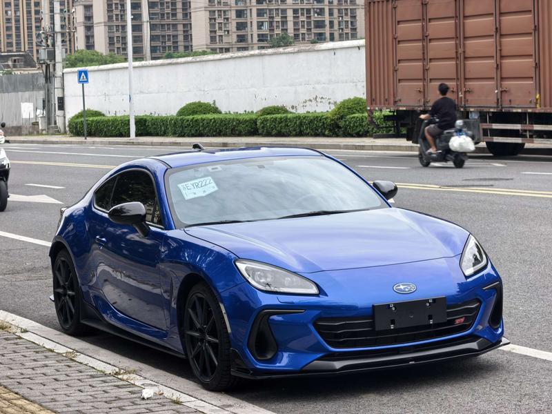 Subaru BRZ - фото 2