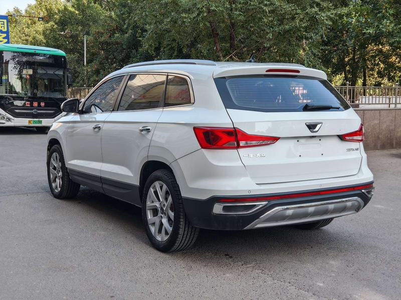 Jetta VS7 - фото 3