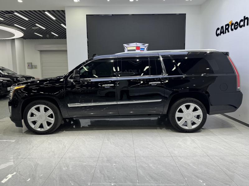 Cadillac Escalade - фото 3