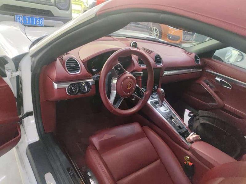 Porsche 718 - фото 4