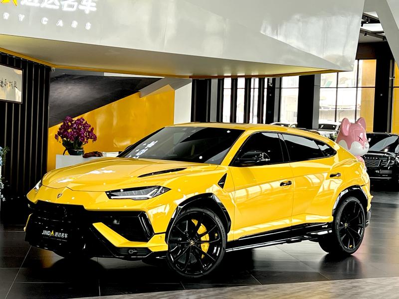 Lamborghini Urus - фото 0