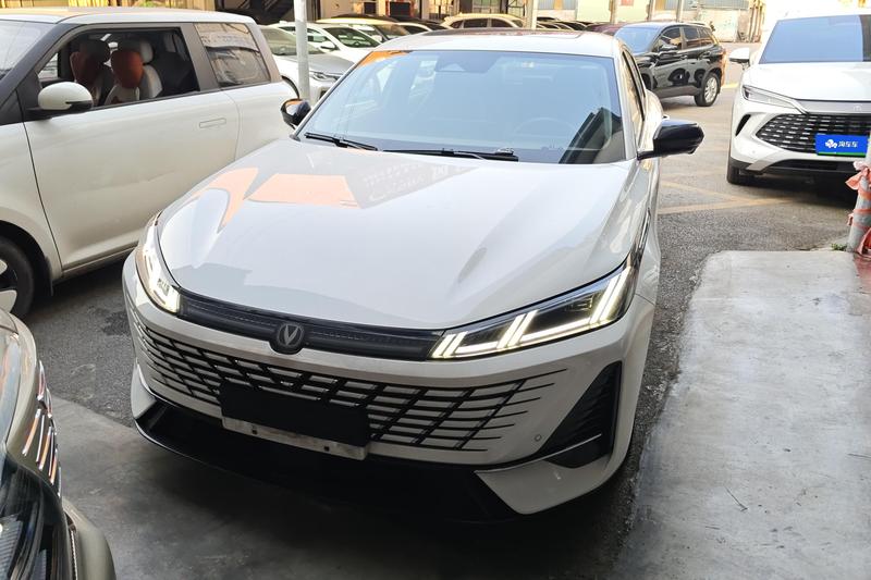 Changan Eado - фото 1