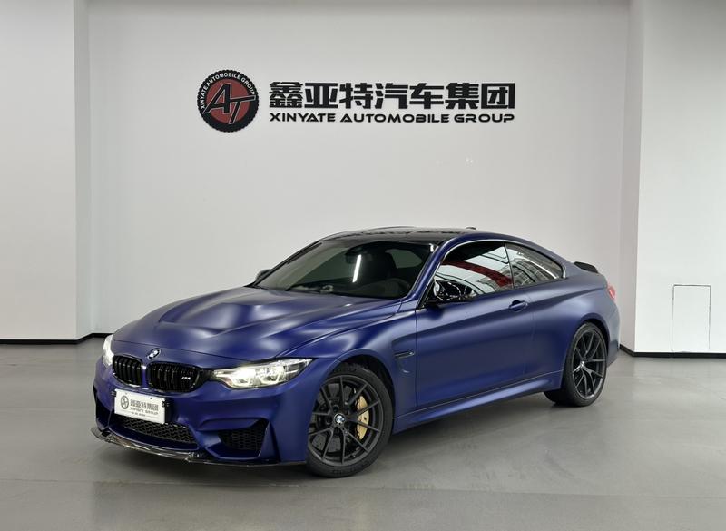 BMW M4 - фото 0