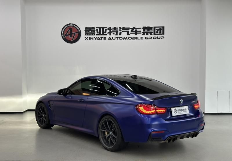BMW M4 - фото 3