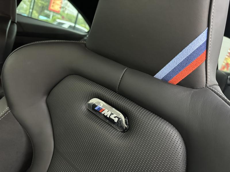BMW M4 - фото 4