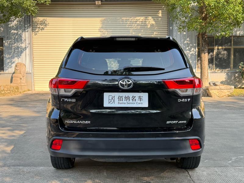Toyota Highlander - фото 4