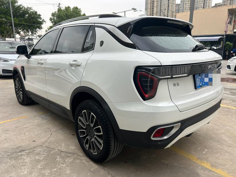 Lynk & Co 01 - фото 3