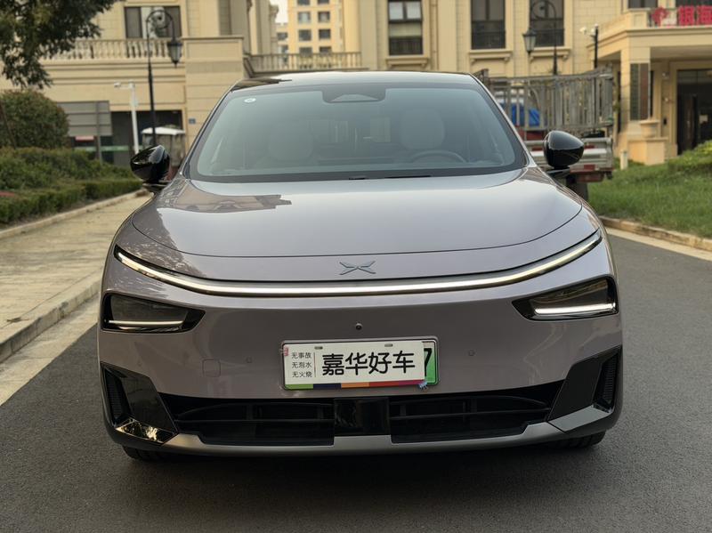 XPeng G7 - фото 1