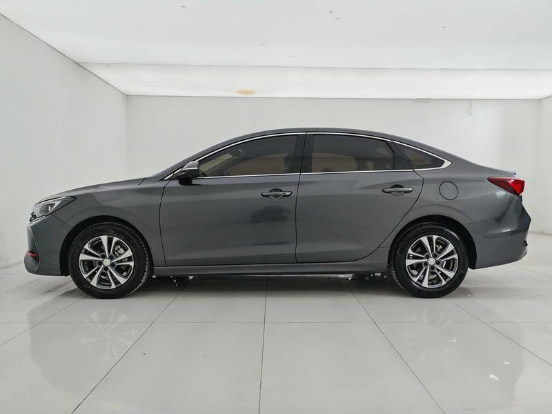 Changan Eado - фото 3