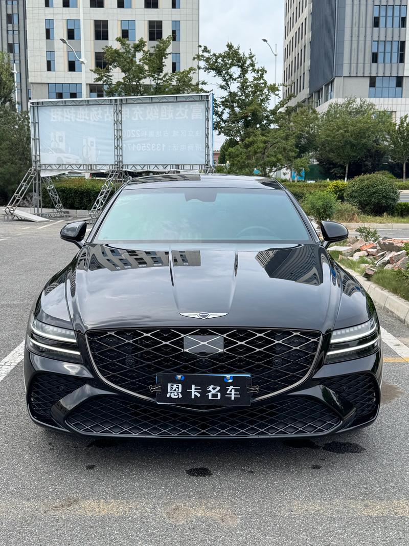 Genesis G80 - фото 1