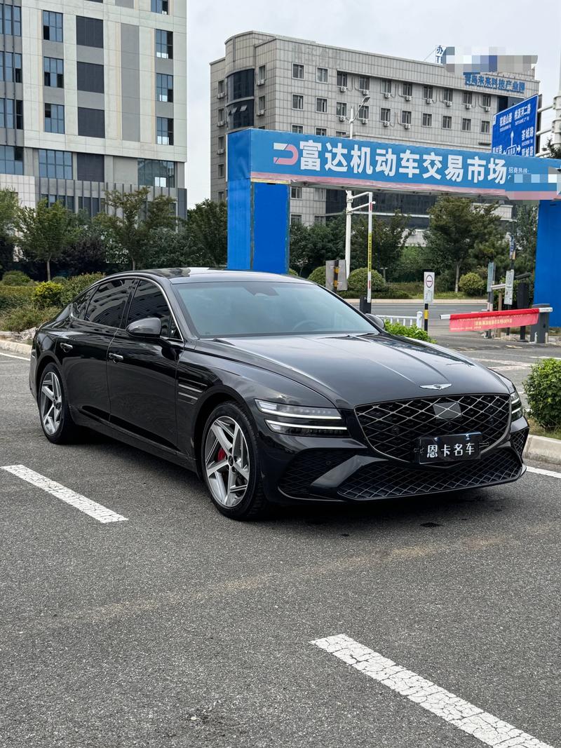 Genesis G80 - фото 2