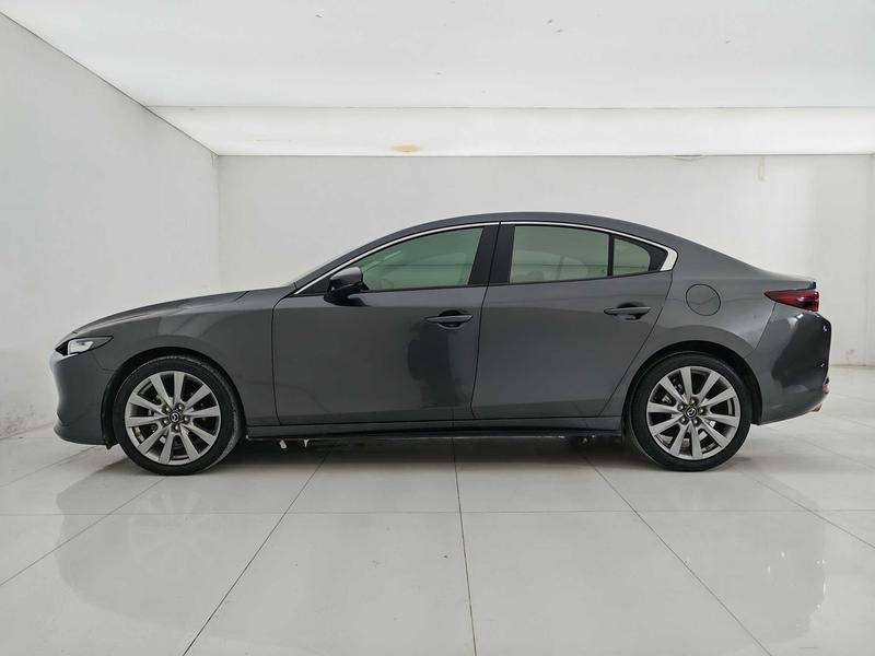 Mazda 3 - фото 3