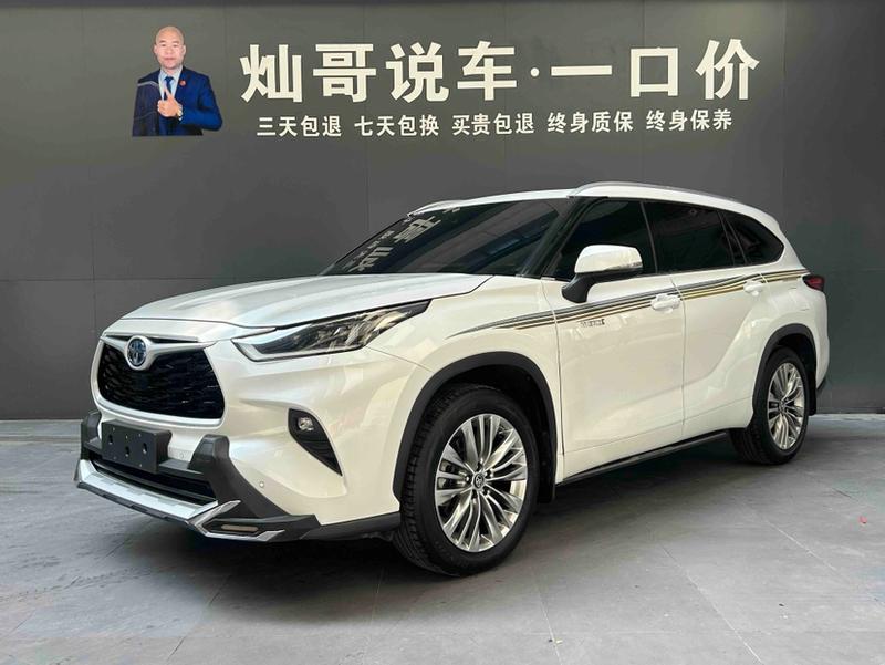 Toyota Highlander - фото 0