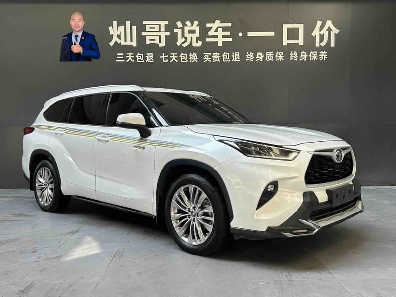 Toyota Highlander - фото 2