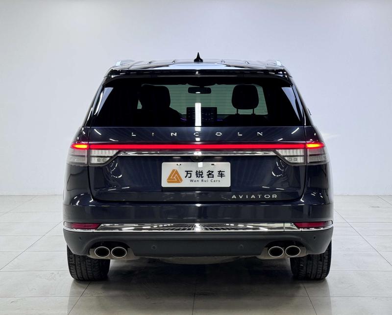 Lincoln Aviator - фото 2