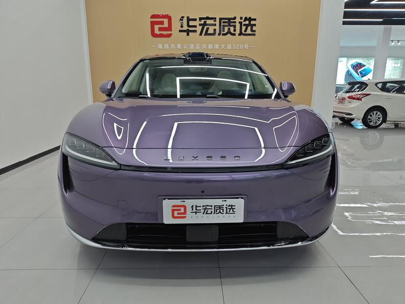 Luxeed R7 - фото 1