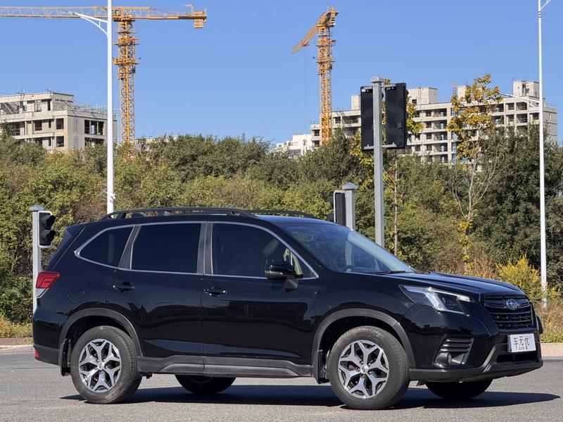 Subaru Forester - фото 2