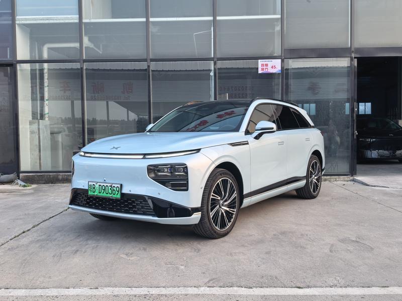 XPeng G9 - фото 0