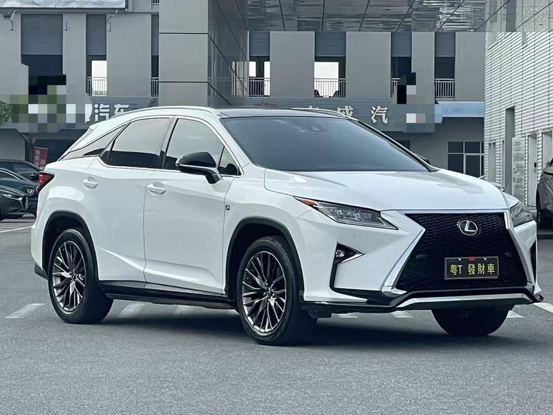 Lexus RX - фото 2