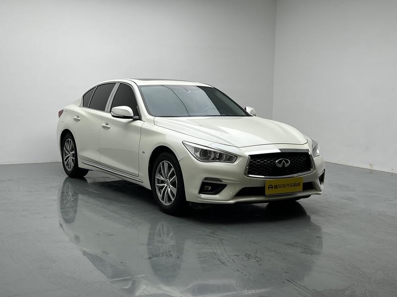 Infiniti Q50L - фото 2