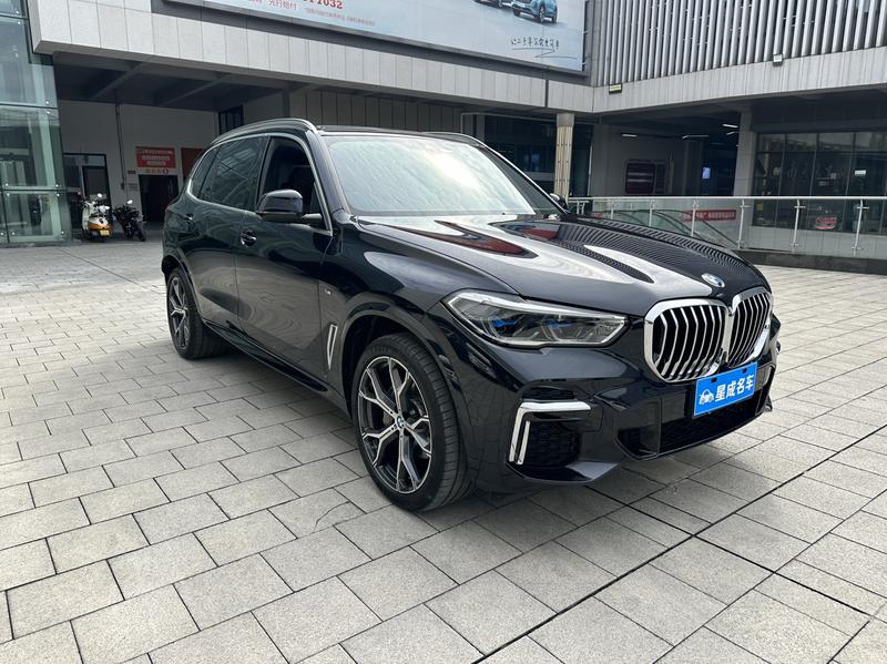 BMW X5 - фото 2